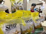 mulai-maret-hingga-akhir-tahun-pemerintah-distribusikan-beras-sphp-untuk-jaga-stabilitas-harga